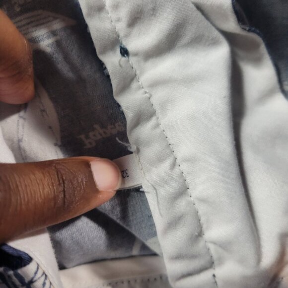 J.Crew Chino Shorts Men's 32 Blue Boats All Over Print Flat Front Preppy - Picture 2 of 7